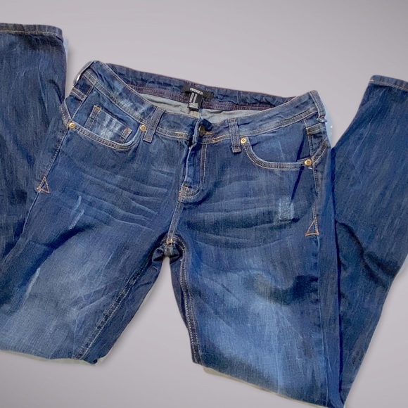 Forever 21 Distressed Low Rise Jeans Sz 30 low rise - Picture 3 of 12